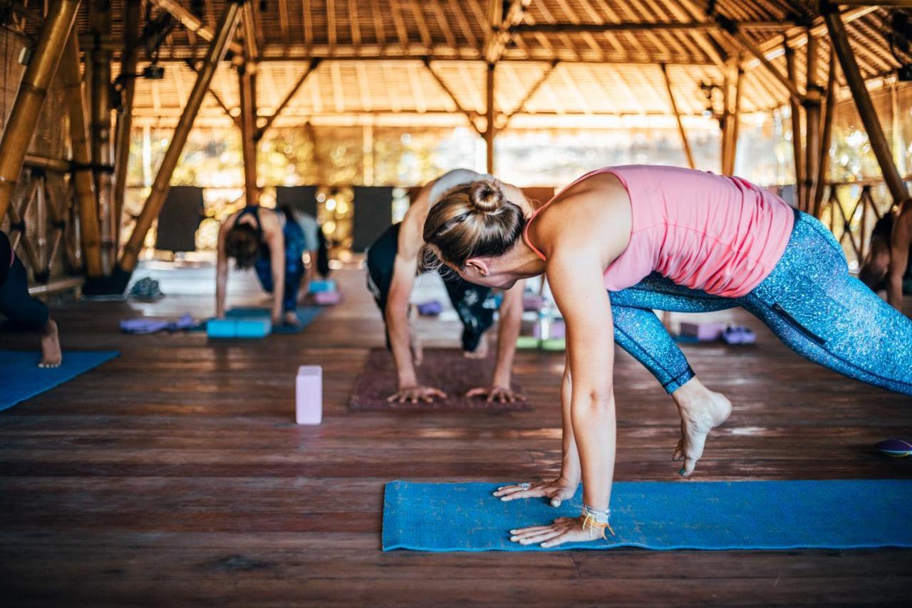 Flowers & Fire Yoga Garden Gili Islands Exterior photo
