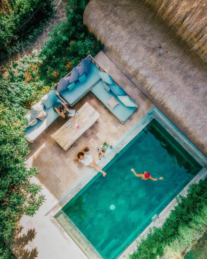 Flowers & Fire Yoga Garden Gili Islands Exterior photo