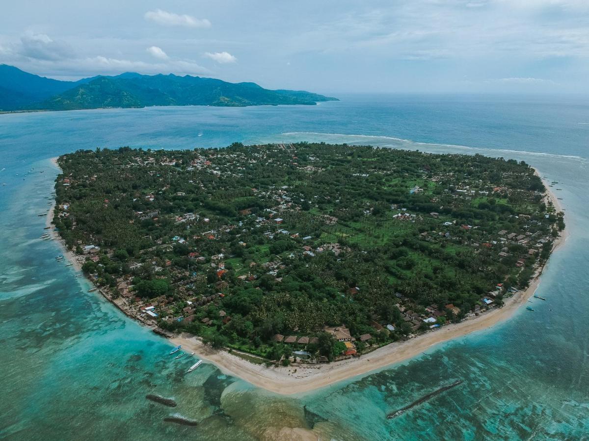 Flowers & Fire Yoga Garden Gili Islands Exterior photo